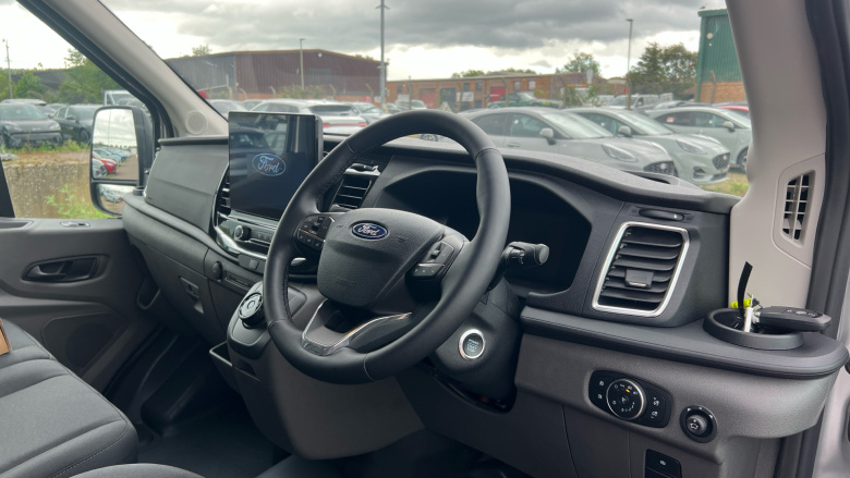Ford Transit E-350 L3 Rwd 135kW 68kWh H2 Trend Van Auto